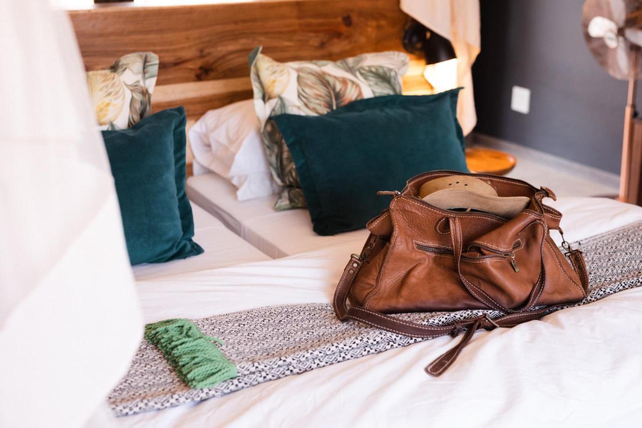 Toshari Lodge Okaukuejo Ngoại thất bức ảnh